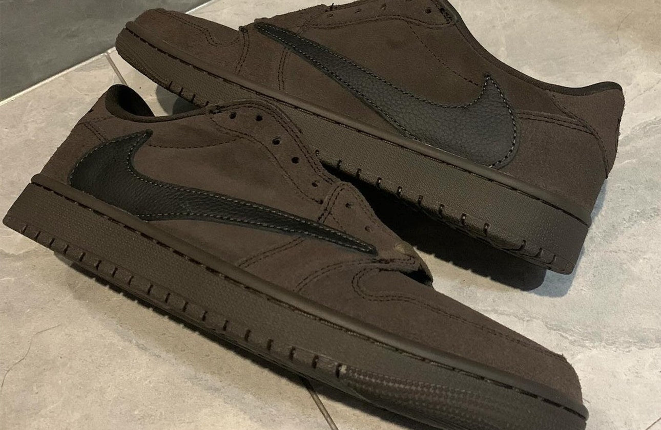 Travis Scott x Air Jordan 1 Low Velvet Brown