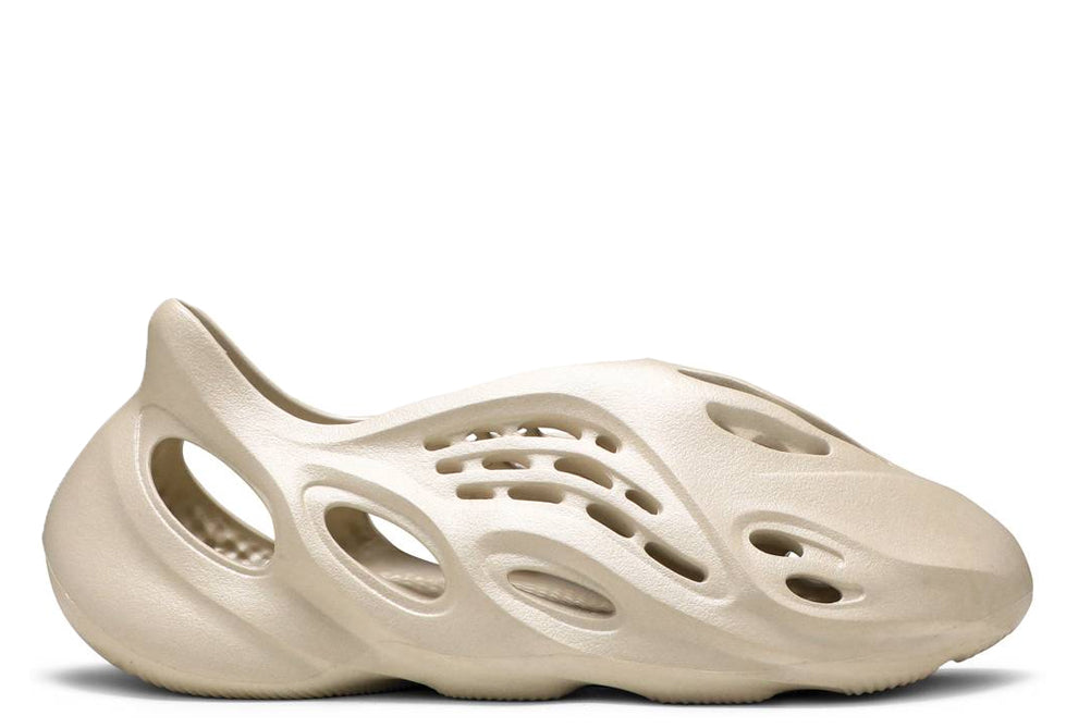 Adidas Yeezy Foam RNNR Sand